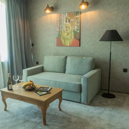Hotel Zebra 3*